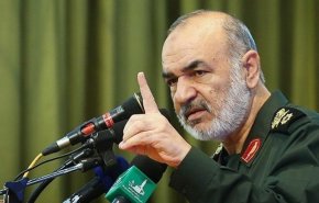 سرلشکر سلامی: سپاه برای مقابله با کرونا آرایش جنگی گرفته است