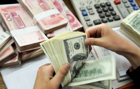 اوضاع دلار و یورو در آخرین روز کاری سال/ موفقیت بانک مرکزی در شکست دلالان ارزی 