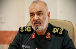 پیام فرمانده کل سپاه به سعید نمکی: وزارت بهداشت پیشتاز جهانی نبرد با ویروس کرونا است