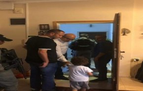  الاحتلال يعتقل وزير شؤون القدس