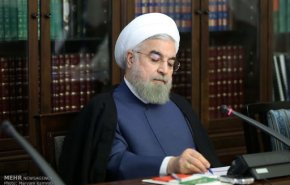 روحانی: از ۲۳ فروردین ساعات کاری اداری از ۷ صبح تا ۱۴ است/ عدم فعالیت کسب و کارهای پر ریسک‌ تا پایان فروردین/ ممنوعیت تردد استانی خودروها تا ۳۰ فروردین