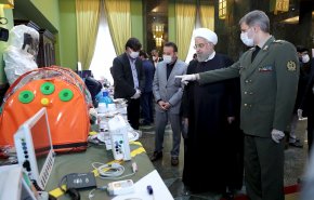 بازدید روحانی از نمایشگاه دستاوردهای داخلی حوزه مقابله با کرونا