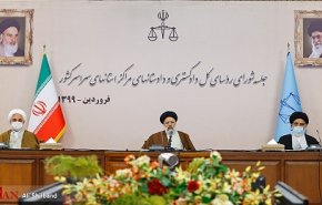 مبارزه با فساد و تلاش و همکاری با همه بخش‌ها برای رفع موانع تولید از اولویت‌های سال جدید