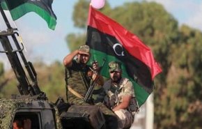 نیروهای دولت لیبی 102 شبه نظامی حفتر را در «ترهونه» به اسارت گرفتند
