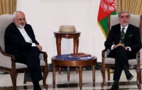 ظریف و عبدالله درخصوص مقابله با کرونا گفت وگو کردند