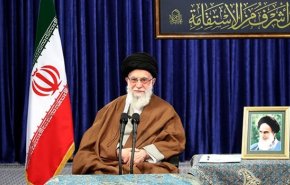 قائد الثورة يؤكد ضرورة تسديد مرتبات العمال بعدالة ودون تأخير