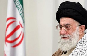 آية الله خامنئي يبارك بذكرى ولادة الامام الحسن (ع)