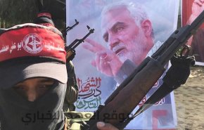مانور جنبش فلسطینی به مناسبت روز قدس با تصاویری از سردار سلیمانی و نصرالله