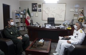 امیر خانزادی: عزم راسخ دریادلان ارتش و سپاه موجب ناکامی دشمنان است
