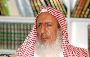مفتي السعودية يفتي حول طريقة اداء صلاة العيد!