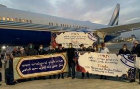 منابع صهیونیستی:امارات یک هواپیمای لوکس برای انتقال اسرائیلی‌های سرگردان در مغرب فرستاد

