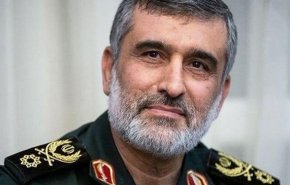 سردار حاجی زاده: بزرگترین جبهه ما امروز جبهه اقتصاد است