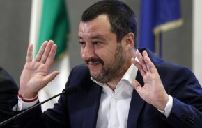الشيوخ الإيطالي يرفض محاكمة زعيم المعارضة بتهمة اختطاف مهاجرين
