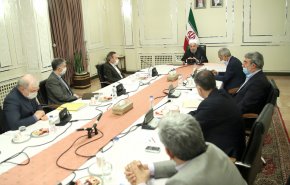 باید مردم را برای زندگی فعال همراه و همزمان با مقابله با بیماری کرونا آموزش داد