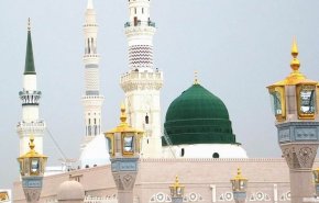 تصاویری از نخستین نماز جماعت در مسجدالنبی بعد از قرنطینه
