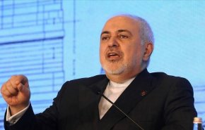 کنایه معنادار ظریف به مقامات آمریکایی: تکنیک «زانو روی گردن» چیز تازه‌ای نیست