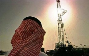 عربستان قیمت نفت خود در بازار را افزایش می دهد