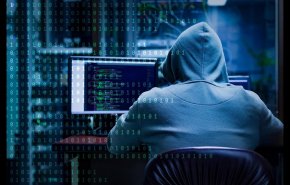 لهذا السبب.. شاهد قناة سعودية تواجه الذباب الإلكتروني