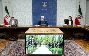 هیجان زدگی کاذب نباید بورس را متاثر کند/ صادرکنندگانی که از عرضه ارز حاصل از صادرات در موعد مقرر خودداری کرده اند، تحت پیگرد قرار می گیرند