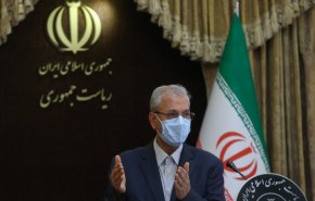 ربیعی: اروپایی‌ها در تماس تلفنی یک چیزی می‌گویند اما جلوی آمریکا کار دیگری می‌کنند/ در قرارداد با چین چیز مخفی نداریم/ صنعت هسته‌ای ما در حال حرکت است/ افزایش تعرفه اینترنت غیرقانونی محسوب می‌شود
