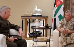 دیدار فرمانده تروریست‌های «سنتکام» با شاه اردن 