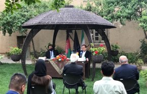 عراقچی: دولت افغانستان را مشروع می‌دانیم/اگر فاطمیون مبارزه نمی‌کرد باید در کابل و تهران با داعش مواجه می‌شدیم
