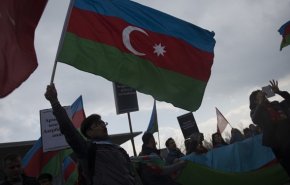درگیری آذربایجانی‌ها و ارامنه در لندن همزمان با تشدید تنشهای مرزی
