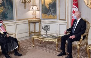 وزیر خارجه سعودی با رئیس‌جمهور تونس هم دیدار کرد
