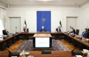 حرکت در مسیر رونق و جهش اقتصادی کشور می بایست مبتنی بر واقعیت‌ها باشد/ هدف اصلی دشمنان در تحمیل جنگ اقتصادی ایجاد هیجان زدگی و بی برنامه‌گی در مدیریت کشور است