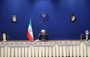روحانی: کارگروهی زیر نظر سران سه قوه برای رفع موانع و جهش تولید به زودی فعال می شود/ تلاش برای جذب و نگهداری سرمایه و تسهیل شرایط سرمایه‌گذاری در کشور 