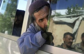 طالبان دولت افغانستان را به همدستی با داعش برای حمله به زندانیانش متهم کرد
