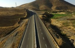 آخرین وضعیت راه های کشور | بارش باران در 4 جاده تهران-شمال/ ترافیک سنگین در آزادراه ساوه-تهران