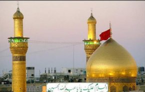 تصاویری بی نظیر از مفروش شدن حرم امام حسین(ع) در آستانه محرم