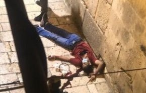 فیلم.. شهادت یک فلسطینی در کنار مسجد الاقصی