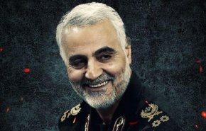 فیلم | قرائت زیارت عاشورا توسط حاج قاسم سلیمانی