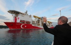 عن ماذا يبحث أردوغان في التوتر مع اليونان والإتحاد الأوروبي؟