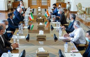 ظریف پس از دیدار با همتای هندی: تعامل فعال با همسایگان، اصلی‌ترین اولویت ماست