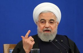 روحاني: الحكومة تبذل جهودها لعدم توقف عجلة الانتاج