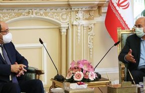 ملت‌ها هرگز تسلیم توطئه دشمنان نمی‌شوند
