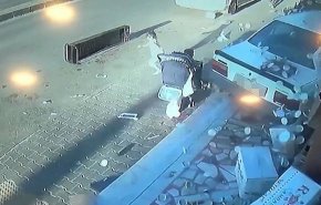 فرار معجزه آسای دو کودک خردسال از مرگ! - فیلم