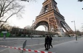 إخلاء برج ايفل عقب إنذار بوجود قنبلة