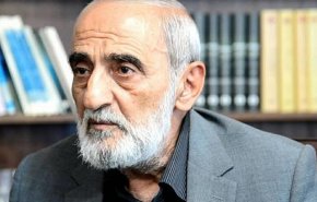 حسین شریعتمداری از آیت‌الله سیستانی عذرخواهی کرد