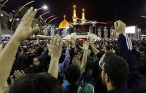 شعار ضد آمریکایی عزاداران حسینی در بین الحرمین + فیلم