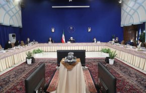 هر دولتی در امریکا سر کار بیاید مجبور است در برابر ملت ایران تسلیم شود/ لغو تحریم تسلیحاتی ایران، پیروزی منطق حق، قانون و عقلانیت بر زور و قلدری بود