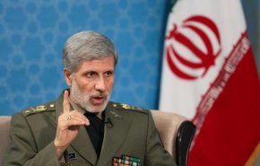 وزیر دفاع: وارد بازی و توطئه شیطانی آمریکا نخواهیم شد