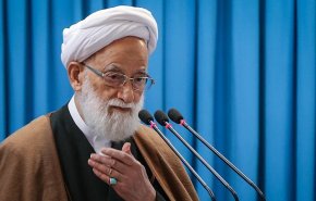 آیت الله امامی کاشانی: تحریم کالاهای فرانسوی پاسخ مناسبی به جنایات آنها در توهین به پیامبر است

