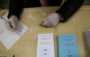 الجزایری‌ها به قانون اساسی جدید 