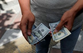 دلار خریدار ندارد؛ ترس بازار از ریزش بیشتر قیمت‌
