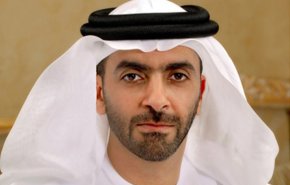 وزير إماراتي يعقد اجتماعا مع نظيره 