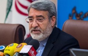 وزیر کشور: ممنوعیت تجمعات و ترددها بدون رودربایستی اجرا شود/  بانک‌ها را پلمب می‌کنیم